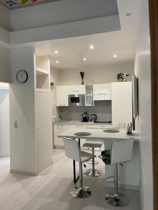 Luxury Apartment In The Heart Of Old Town Nice. Exterior photo