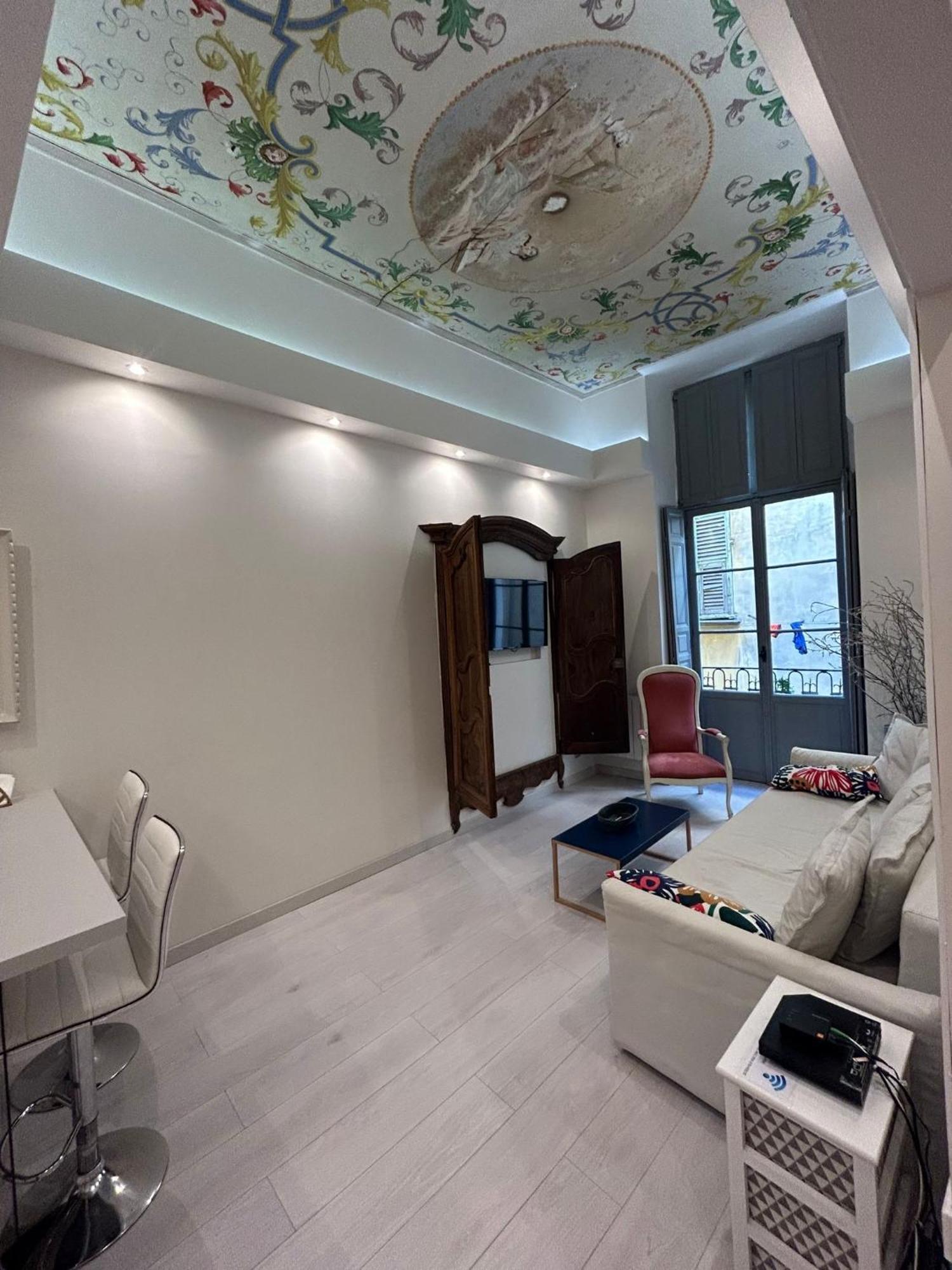 Luxury Apartment In The Heart Of Old Town Nice. Exterior photo