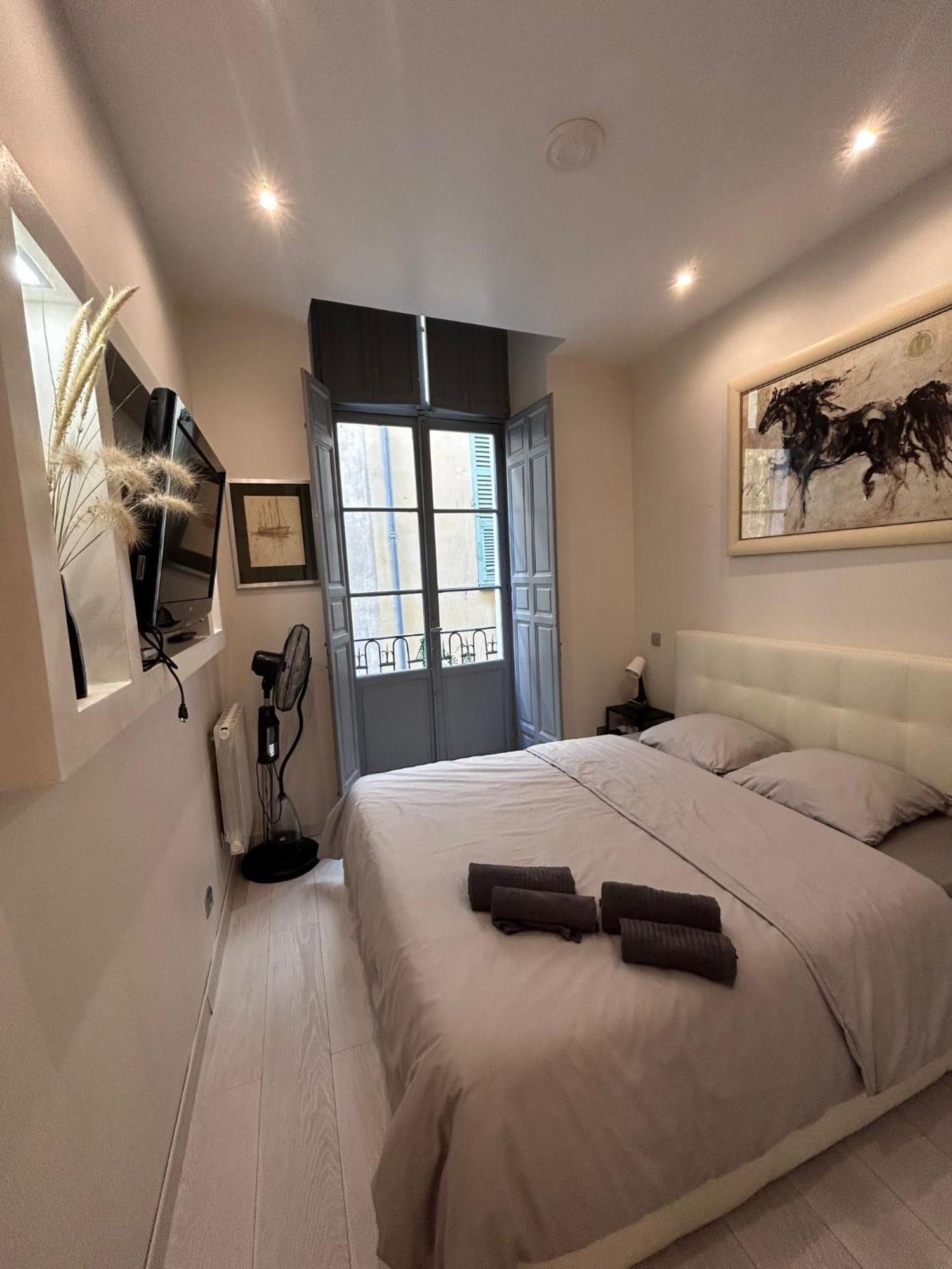 Luxury Apartment In The Heart Of Old Town Nice. Exterior photo