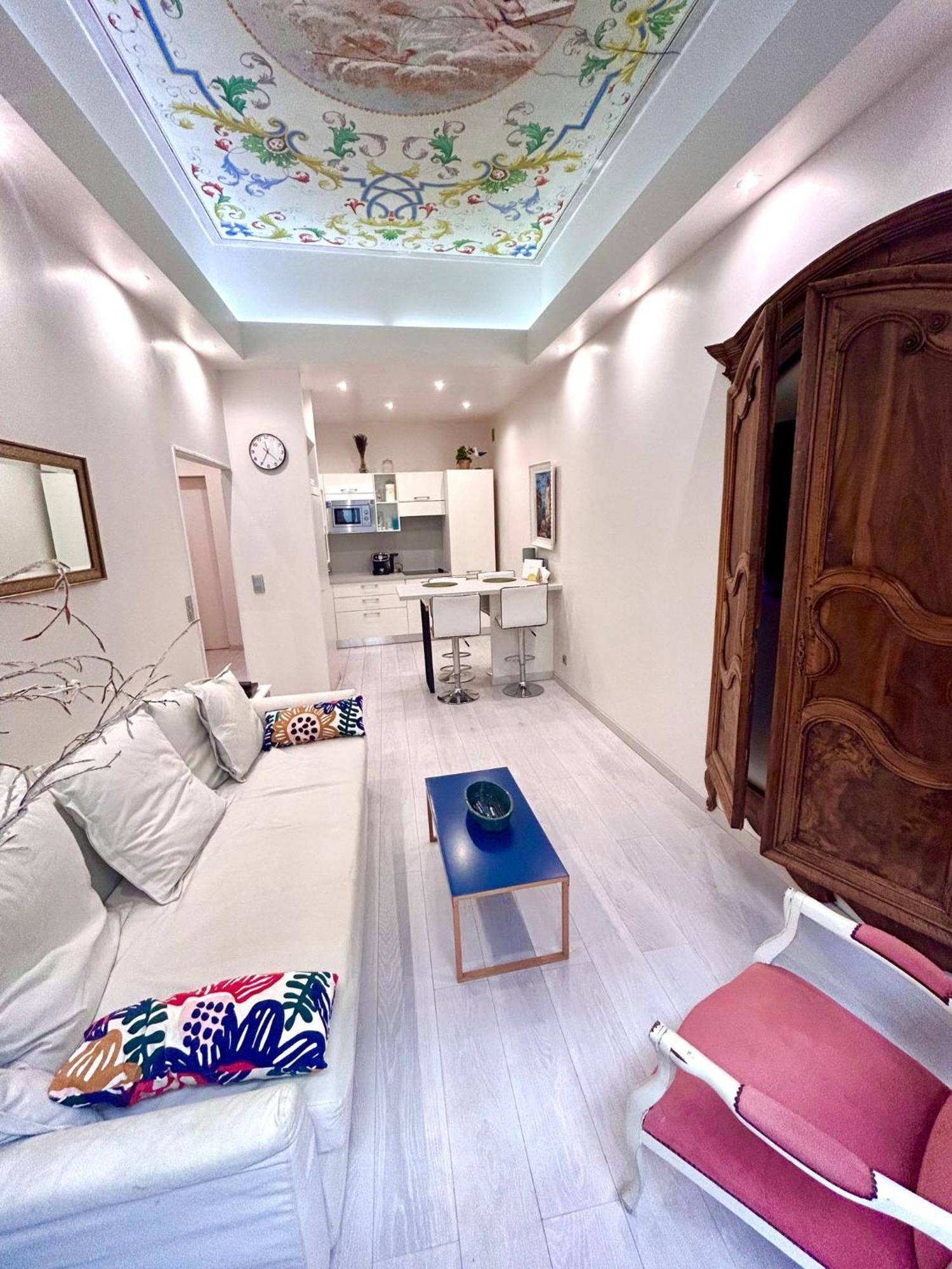 Luxury Apartment In The Heart Of Old Town Nice. Exterior photo